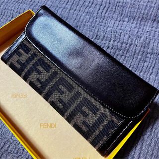 フェンディ(FENDI)の限定値下げ！FENDI フェンディ ズッカ柄 長財布 (財布)