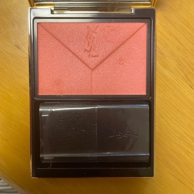 Saint Laurent(サンローラン)のYSL イブサンローラン チーク COUTURE BLUSH コスメ/美容のベースメイク/化粧品(チーク)の商品写真