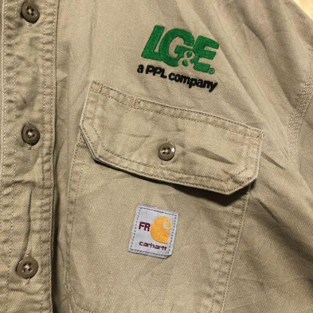 carhartt(カーハート)のカーハート FRシリーズ ワークシャツ USA古着 90s ベージュ 刺繍 ロゴ メンズのトップス(シャツ)の商品写真