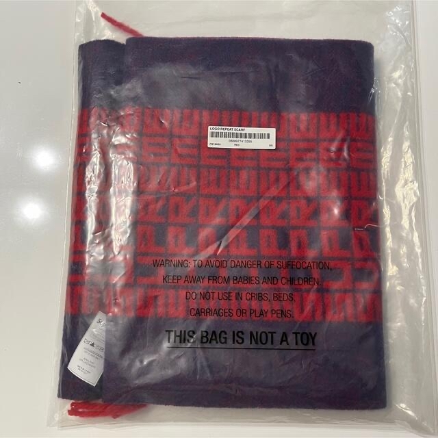 Supreme Logo Repeat Scarf