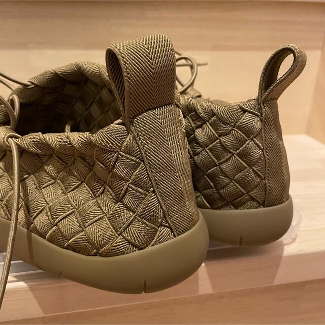 Bottega Veneta プラット 27.5㌢ (定価137,500円)