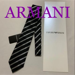 エンポリオアルマーニ(Emporio Armani)の洗練されたデザイン　エンポリオアルマーニ　上質シルク100% ネクタイ　ブラック(ネクタイ)