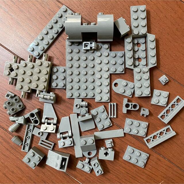 Lego(レゴ)のレゴパーツ　グレー キッズ/ベビー/マタニティのおもちゃ(知育玩具)の商品写真