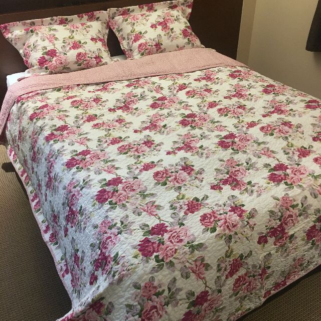 LAURA ASHLEY(ローラアシュレイ)のベッドカバー キルトカバーレット 2点セット 花柄 Lidia/twin インテリア/住まい/日用品の寝具(シーツ/カバー)の商品写真