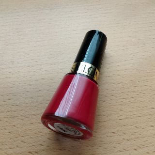 レブロン(REVLON)のレブロン ネイル エナメル 680 レブロン レッド(8ml)(マニキュア)