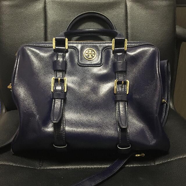 Tory Burch(トリーバーチ)のトリーバーチ  TORY BURCH ボストンバッグ　ネイビー　ショルダーバッグ レディースのバッグ(ボストンバッグ)の商品写真