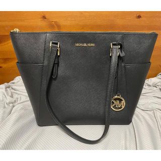 マイケルコース(Michael Kors)のマイケルコース　トートバッグ　A4サイズ　ブラック(トートバッグ)