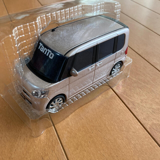 ダイハツ(ダイハツ)のダイハツ　タント　DAIHATSU プルバック　ミニカー エンタメ/ホビーのおもちゃ/ぬいぐるみ(ミニカー)の商品写真