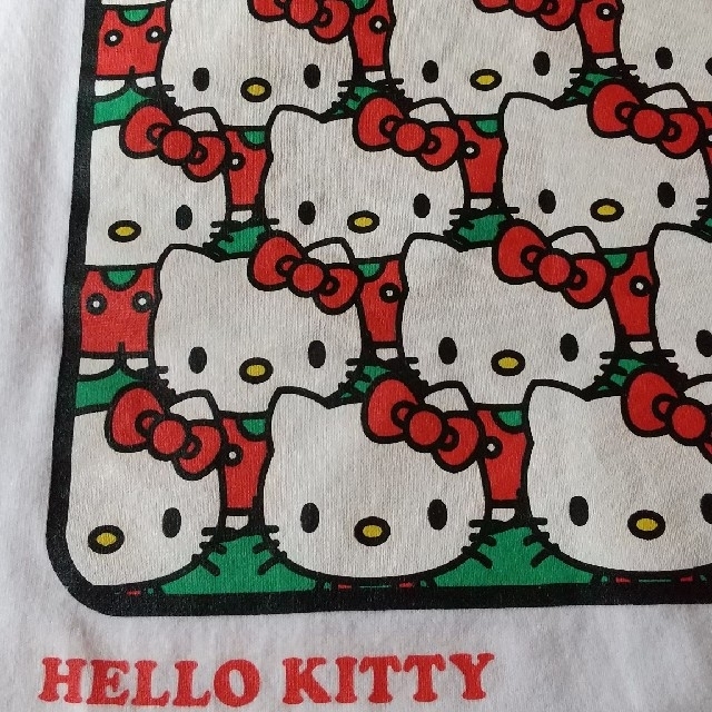 UNIQLO(ユニクロ)のハロキティー サンリオ Tシャツ キッズ/ベビー/マタニティのキッズ服女の子用(90cm~)(Tシャツ/カットソー)の商品写真