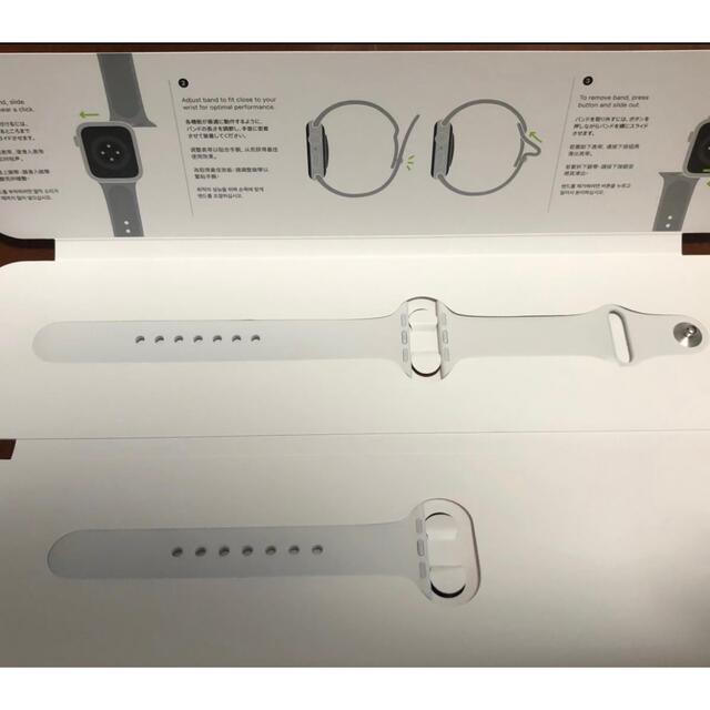 Apple(アップル)のApple Watch sport band 40mm white 純正 メンズの時計(ラバーベルト)の商品写真