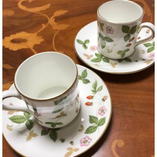 ウェッジウッド(WEDGWOOD)の専用ウェッジウッドワイルドストロベリーデミタスカップ2客(グラス/カップ)