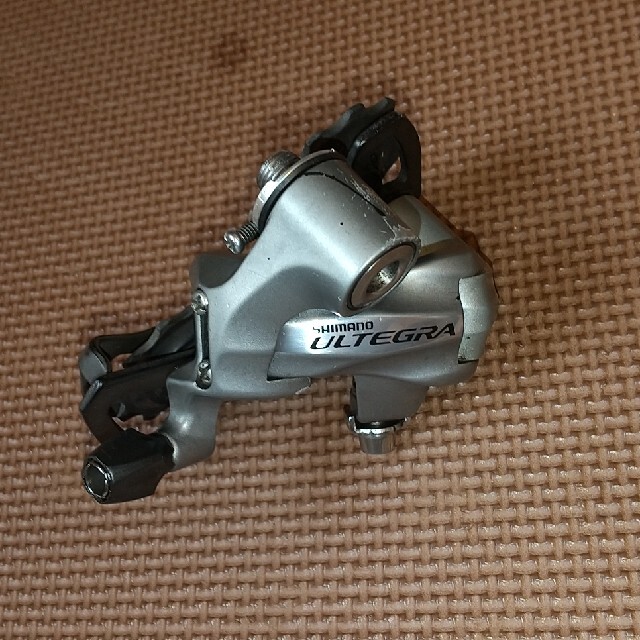 SHIMANO(シマノ)の一匹狼様専用　シマノ　アルテグラ　6700  SHIMANO　ＵＬＴＥＧＲＡ スポーツ/アウトドアの自転車(パーツ)の商品写真