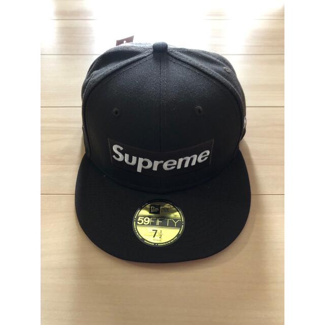 Supreme(シュプリーム)のシュプリーム　No Comp Box Logo New Era 1/2 メンズの帽子(キャップ)の商品写真