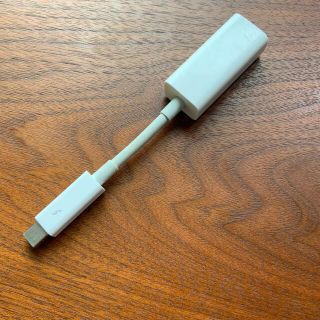 マック(Mac (Apple))のApple ThunderboltギガビットEthernetアダプタ A1433(PC周辺機器)