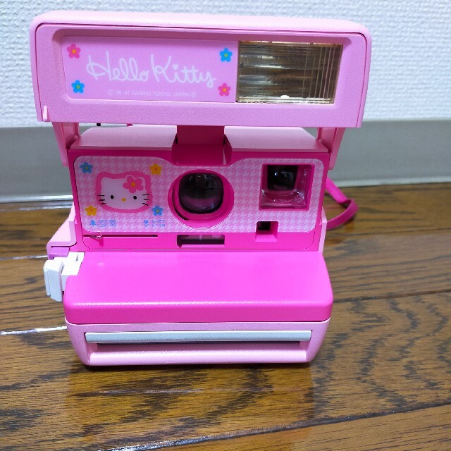 激レア ハローキティ カメラ キティちゃん polaroid フィルムカメラ