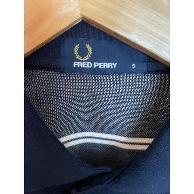 FRED PERRY(フレッドペリー)のフレッドペリー　ポロシャツ　ボーダーシャツ メンズのトップス(ポロシャツ)の商品写真