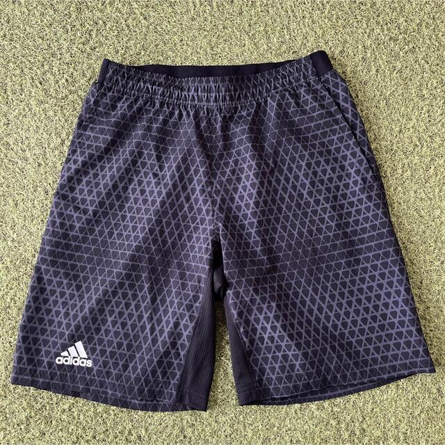 adidas(アディダス)のadidas アディダス　ハーフパンツ スポーツ/アウトドアのサッカー/フットサル(ウェア)の商品写真