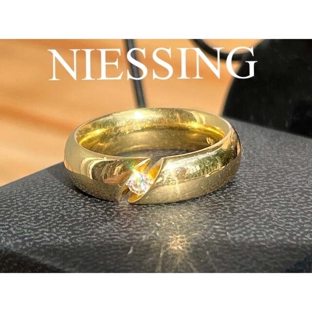 買い保障できる NIESSINGニーシング18kダイヤモンドリング18金幅広リング内甲丸 リング(指輪)