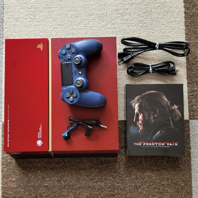 PS4 MGSV THE PHANTOM PAIN EDITION