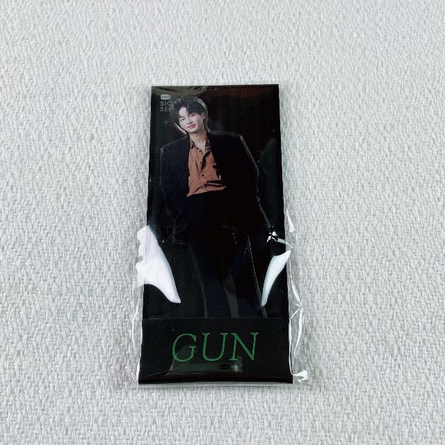 【Off Gun】フォトカード＆アクリルスタンドセット☆GMMTV公式 9