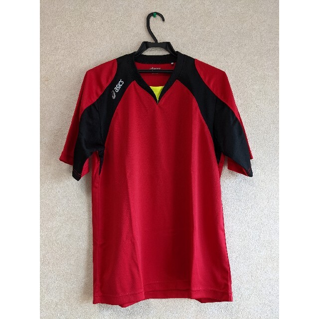 asics(アシックス)のアシックス（赤）のスポーツウェア メンズのトップス(Tシャツ/カットソー(半袖/袖なし))の商品写真