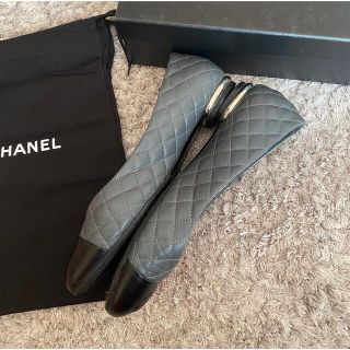 ご専用　CHANELバイカラーフラットシューズ美品37グレー✖️ブラック