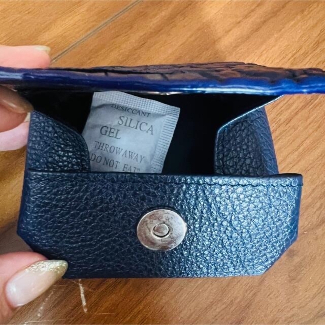 コインケース クロコ柄 青色  新品 送料無料 メンズのファッション小物(コインケース/小銭入れ)の商品写真