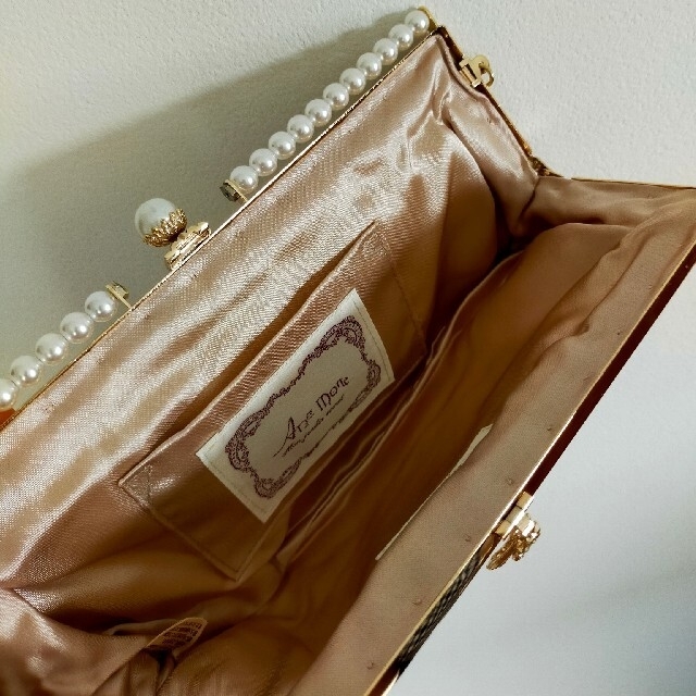 Ane Mone(アネモネ)のアネモネ　パーティーバッグ　シャンパンゴールド　ビーズ　パール レディースのバッグ(ハンドバッグ)の商品写真