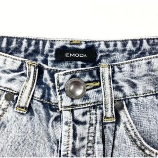 エモダ(EMODA)のショートパンツ デニム (ショートパンツ)