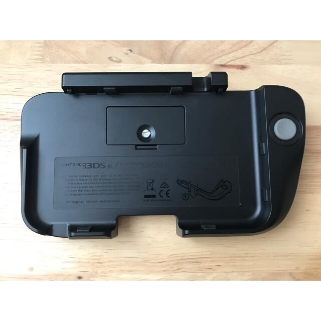 ニンテンドー3DS(ニンテンドー3DS)の3DS LL拡張スライドパッド エンタメ/ホビーのゲームソフト/ゲーム機本体(その他)の商品写真