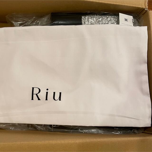 Riu Embossed tote bag トートバッグ レディースのバッグ(トートバッグ)の商品写真