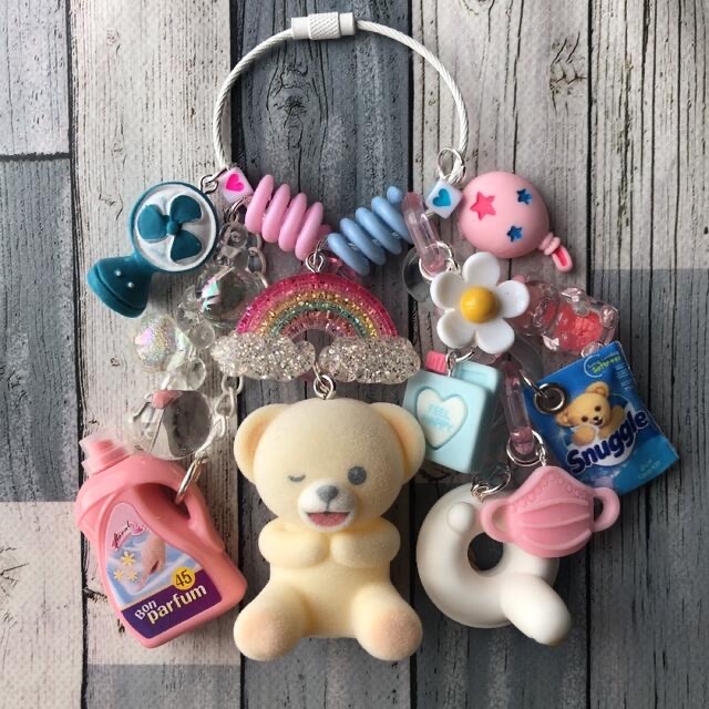 ふわふわファーファ????ハンドメイド キーホルダー