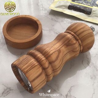 オリーブウッドdeペッパーミルパフォーマンス！オリーブの木で作られた胡椒挽き新品(調理道具/製菓道具)
