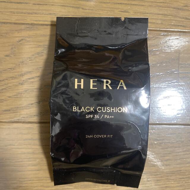 HERA BLACK CUSHION リフィル コスメ/美容のベースメイク/化粧品(ファンデーション)の商品写真