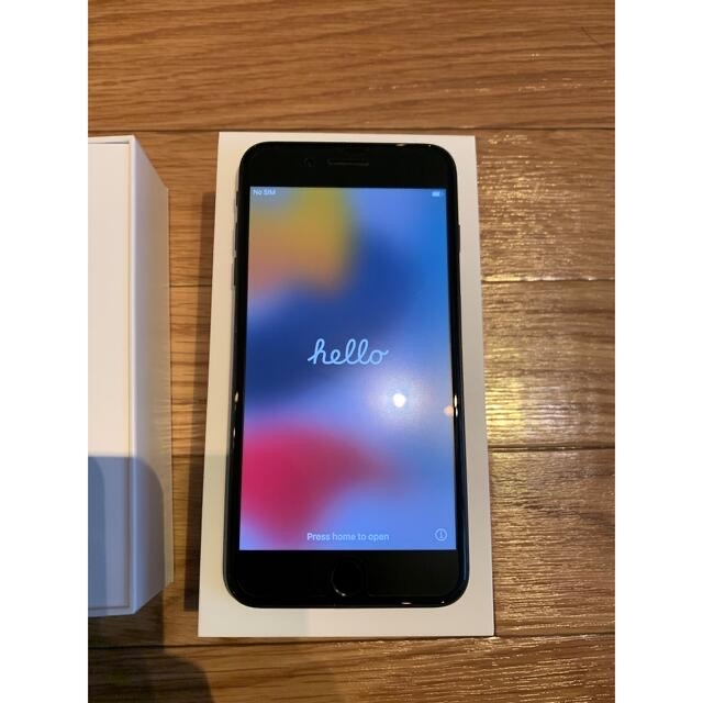 Apple(アップル)のiPhone 7Plus 128GB SoftBank スマホ/家電/カメラのスマートフォン/携帯電話(スマートフォン本体)の商品写真