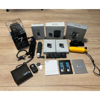 ゴープロ(GoPro)のみきしょう様専用 GoPro HERO7 BLACK 日本国内純正品 おまけ多数(コンパクトデジタルカメラ)