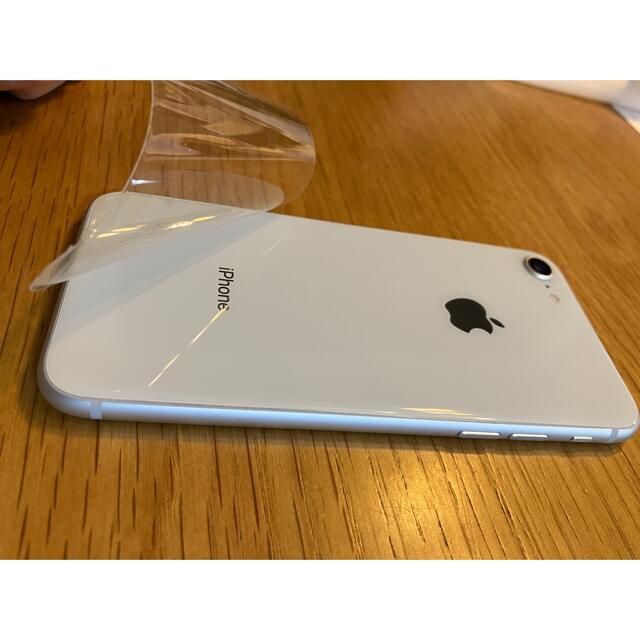 iPhone(アイフォーン)のiPhone 8 64G バッテリー交換済み スマホ/家電/カメラのスマートフォン/携帯電話(スマートフォン本体)の商品写真