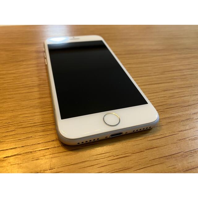 iPhone(アイフォーン)のiPhone 8 64G バッテリー交換済み スマホ/家電/カメラのスマートフォン/携帯電話(スマートフォン本体)の商品写真