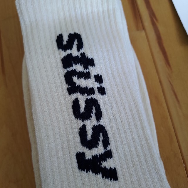 STUSSY(ステューシー)のSTUSSY ビッグロゴ 靴下 ソックス メンズ新品未使用 メンズのレッグウェア(ソックス)の商品写真
