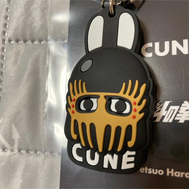 CUNE(キューン)のCUNE❎北斗の拳 コラボ 立体ラバーキーホルダー メンズのファッション小物(キーホルダー)の商品写真