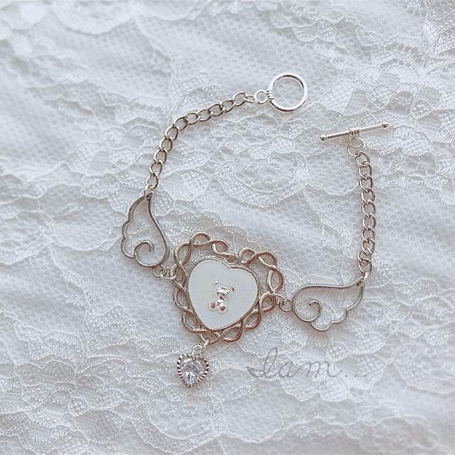 Angel bear bracelet ▶︎White ハンドメイドのアクセサリー(ブレスレット/バングル)の商品写真