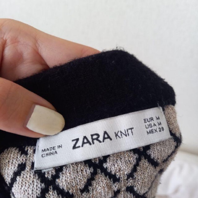 ZARA(ザラ)のZARA　ザラ　スカート　ニット　美品 レディースのスカート(ミニスカート)の商品写真