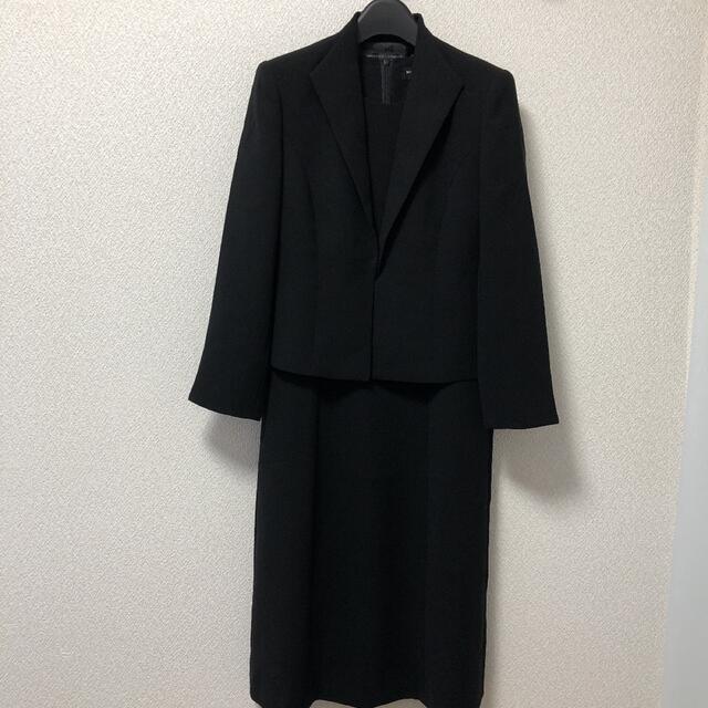 MICHIKO LONDON(ミチコロンドン)の未使用品　ミチコロンドン　ブラックフォーマル　9号　Mサイズ レディースのフォーマル/ドレス(礼服/喪服)の商品写真