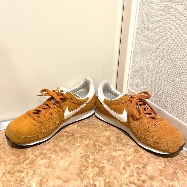 NIKE(ナイキ)の【ナイキ チャレンジャー】NIKE CHALLENGER 24cm 中古 レディースの靴/シューズ(スニーカー)の商品写真