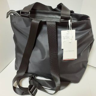 トミーヒルフィガー(TOMMY HILFIGER)のトミーヒルフィガー　2wayバッグ　トート　リュック　ブラック　新品未使用(トートバッグ)