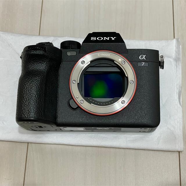 SONY(ソニー)の美品　α7 IV ILCE-7M4 ボディ スマホ/家電/カメラのカメラ(ミラーレス一眼)の商品写真