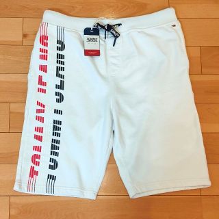 トミーヒルフィガー(TOMMY HILFIGER)の【新品】Tommy Hilfiger★Lサイズ/日本XLサイズ ハーフパンツ男性(ショートパンツ)