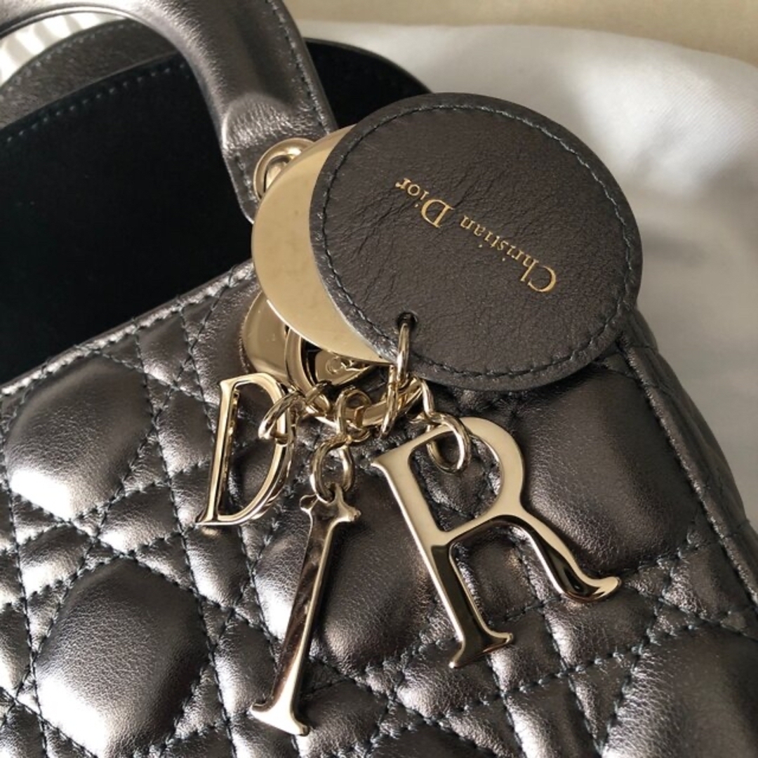Christian Dior - 最終値下げ!本物 Dior レディ バッグ 新品美品の