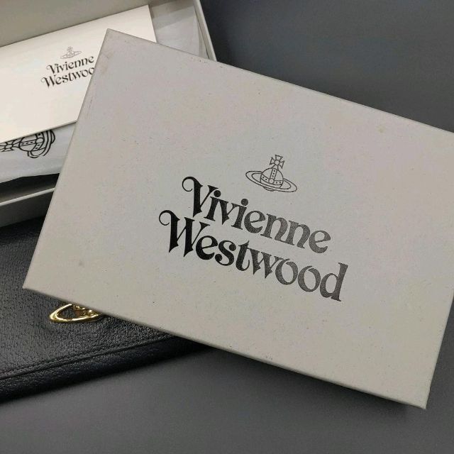 Vivienne Westwood(ヴィヴィアンウエストウッド)の✨ご専用✨ヴィアンウェストウッド長財布　オーヴ　黒 レディースのファッション小物(財布)の商品写真