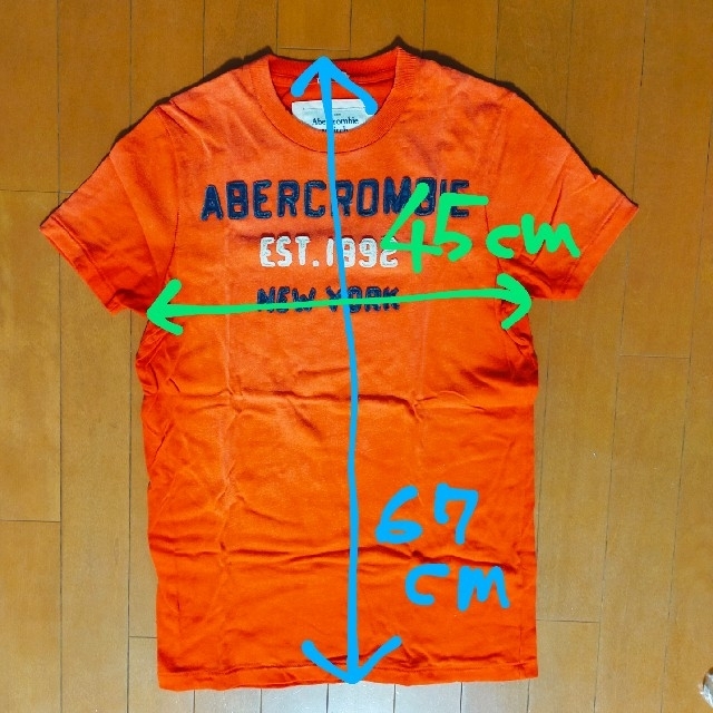 Abercrombie&Fitch(アバクロンビーアンドフィッチ)のTシャツ♡S(朱色) メンズのトップス(Tシャツ/カットソー(半袖/袖なし))の商品写真